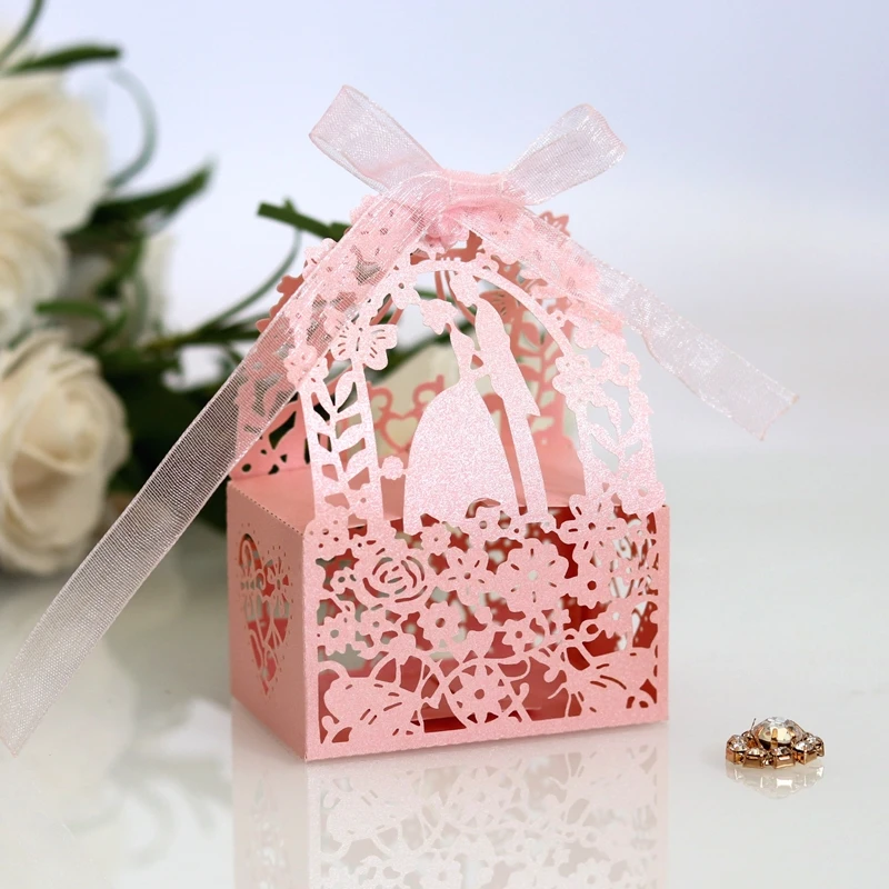 Hollow Lace Gift Boxes Packaging for Boutique Festival Wedding Party Decoration Bride Groom Pink Candy Storage Box with Ribbons