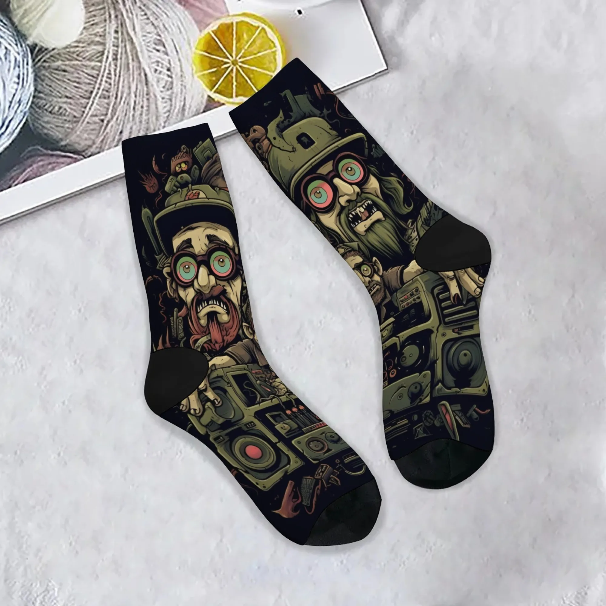 Dunkler Street-Style, groteskke Cartoon-Figur-Druck-Herrensocken, neuartige lässige Socken mit Harajuku-Retro-Technologie und kreativem Thema