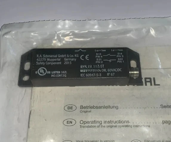 

Applicable to 3PCS，BNS 33-11Z-ST Order Number: 101140997 with 4-core M8 plug, 60Vdc, 0.4A