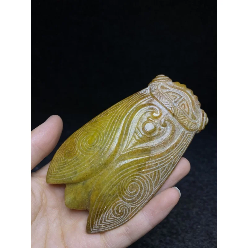 

Supply of Vintage Craft Jade Cicada
