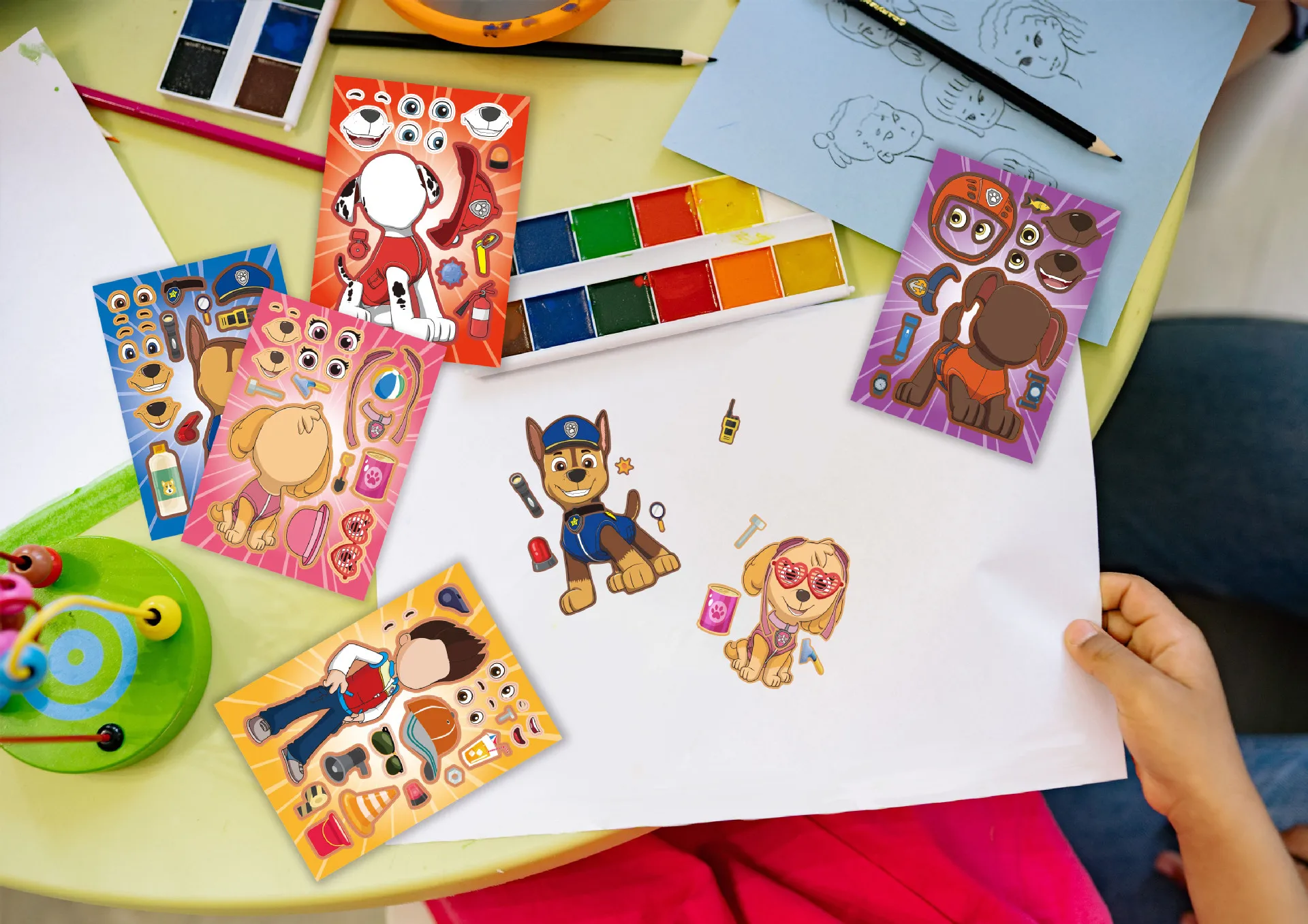 Paw Patrol Puzzle Adesivos, Anime Make-a-Face Decalques, Cartoon engraçado montar, DIY Jigsaw, brinquedos para crianças, quente, 8 folhas, 16 folhas