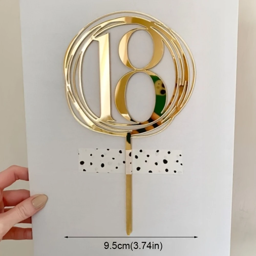 Acryl-Kuchenaufsatz für eine 18. Geburtstagsfeier, mit goldenem Design, perfekt zum Dekorieren von Kuchen und Cupcakes. – Detail 2