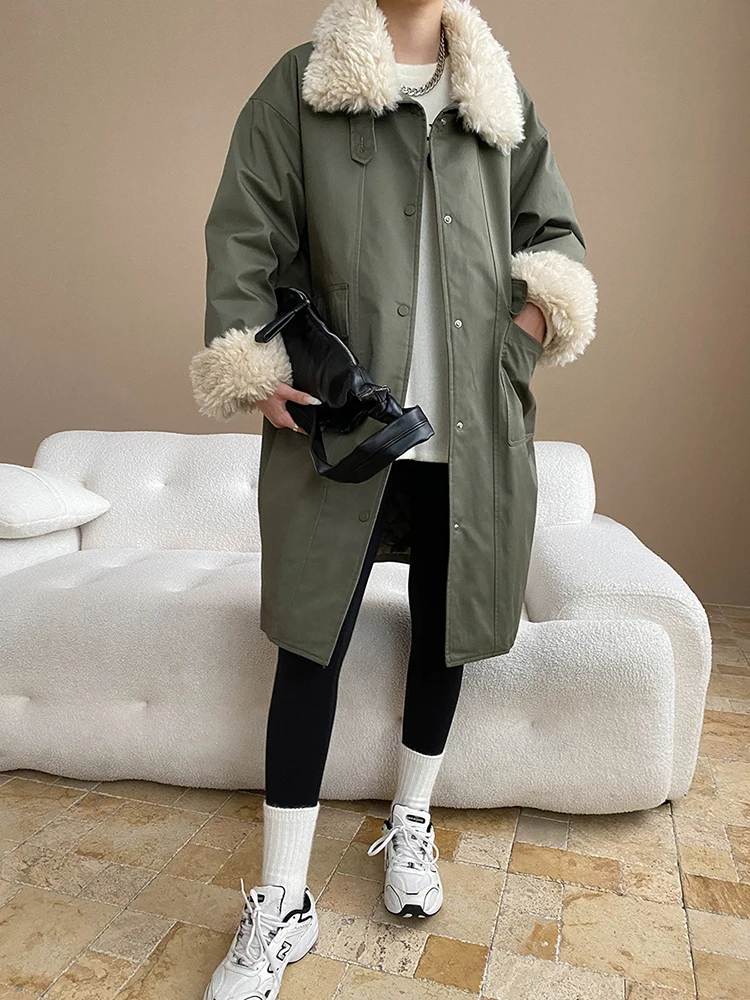 FANAN Mantel Parka Tebal Hangat Wanita Desain Kombinasi Wol Domba dan Katun Pakaian Luar Kantor Wanita Mantel Panjang Temperamen Musim Dingin 2025 Terbaru