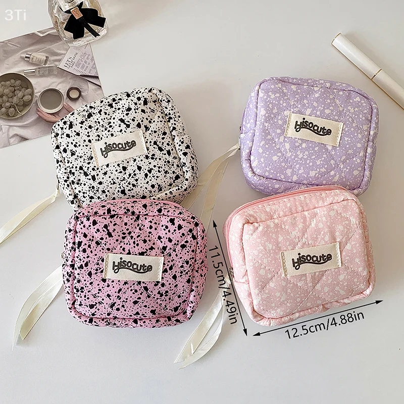 حقيبة مستحضرات تجميل مربعة صغيرة لطيفة للنساء سماعات محمولة أحمر الشفاه المناديل الصحية كيس التخزين أكياس ماكياج صغيرة بسحاب