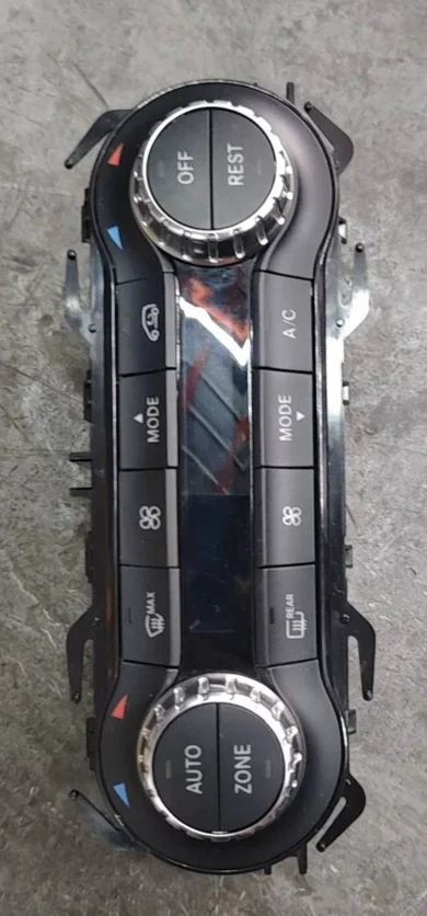 

Genuine Air Conditioning Control Switch Panel With Digital For Mercedes Benz A