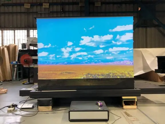 

UHD Высокое качество 4K КИТАЙ CBSP UST ALR Электрический эталон проектора для лазерного проектора 72-150 дюймов