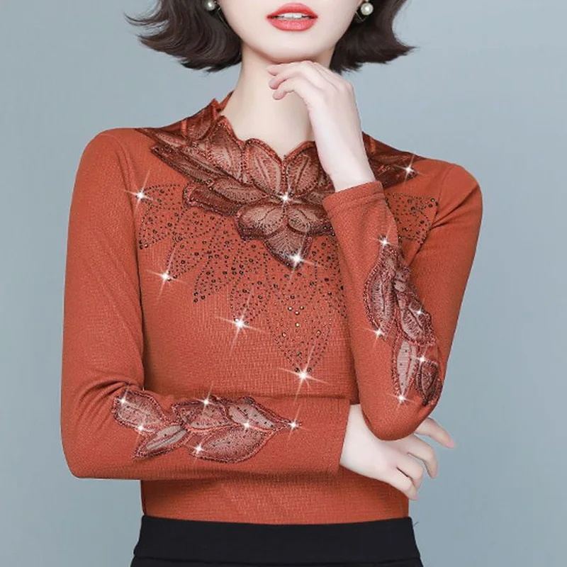 2023 New Autumn and Winter Elegant and Fashionable Lace Flower Diamond Slim Fit Commuting Plush Overlay Long Sleeve Women\'s Top