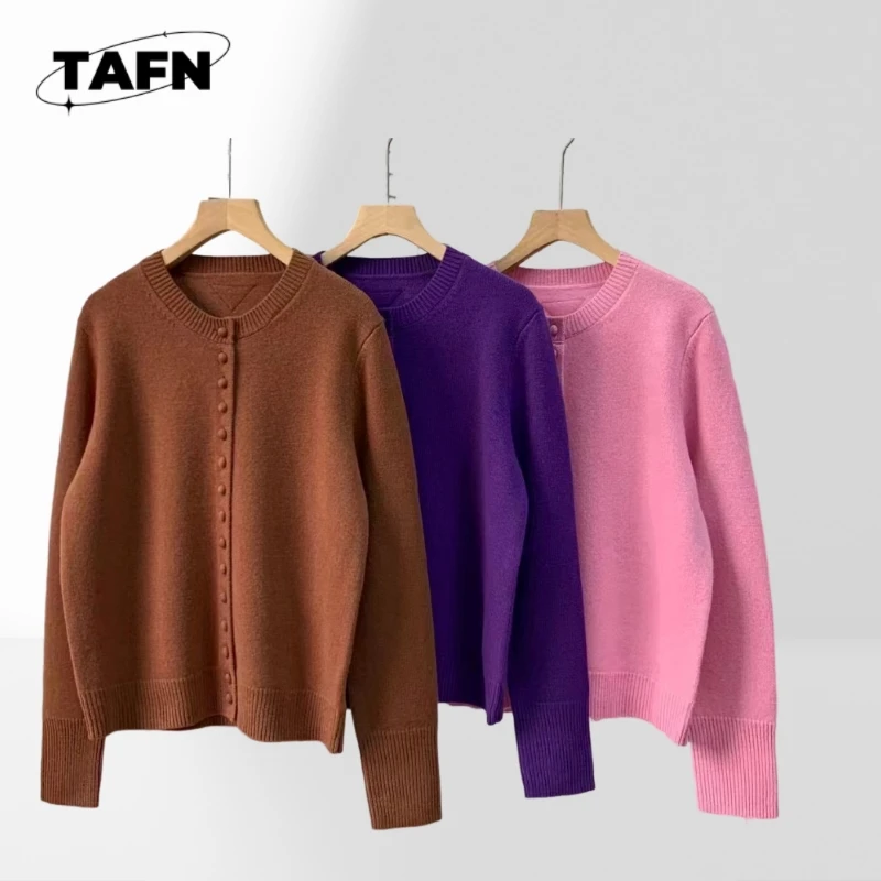 

25 Popular Retro Style High-Grade Cashmere Warm Leisure Exquisite Trendy Beautiful Fashionable Comfortable Neck 100% Wool A25095