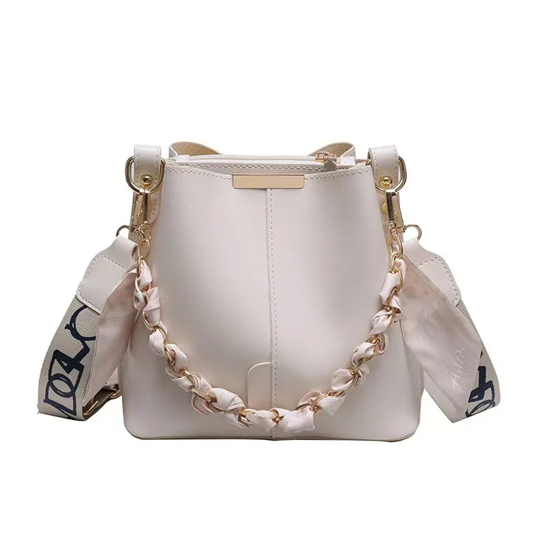 

New Fashion Shoulder Bags For Woman Large Capacity Ribbon Chain Bucket Bag Crossbody purse Handbags luxury bags deisgners
