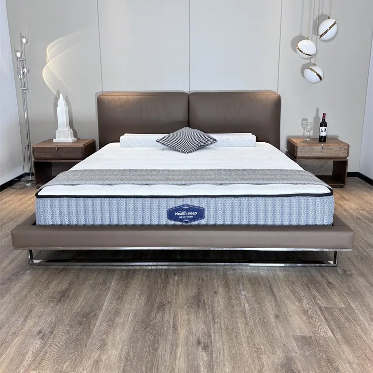 

Новая кровать DD Home с минималистичным дизайном и подвесной спинкой