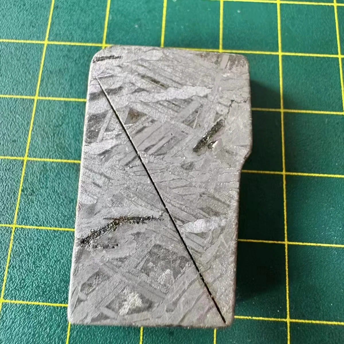 Altay Iron Meteorite Armanty Rare Natural Meteorite Specimen Home Falling Stone Decoration Ornaments Party Gift