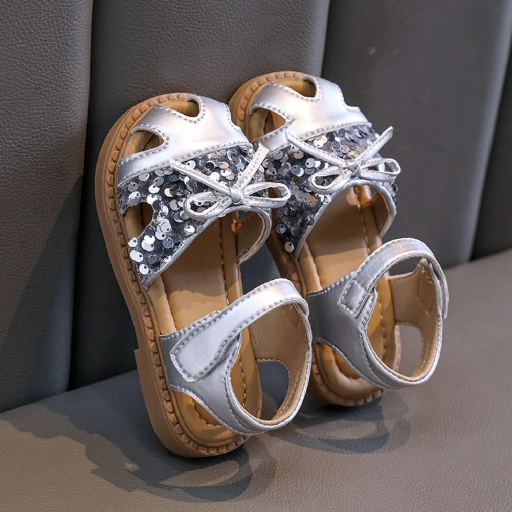 Girl Hollow-out Summer Sandals Elegant Fashion Children's Sequins Princess Flat Shoes Wedding Party Bowknot Children's Sandals