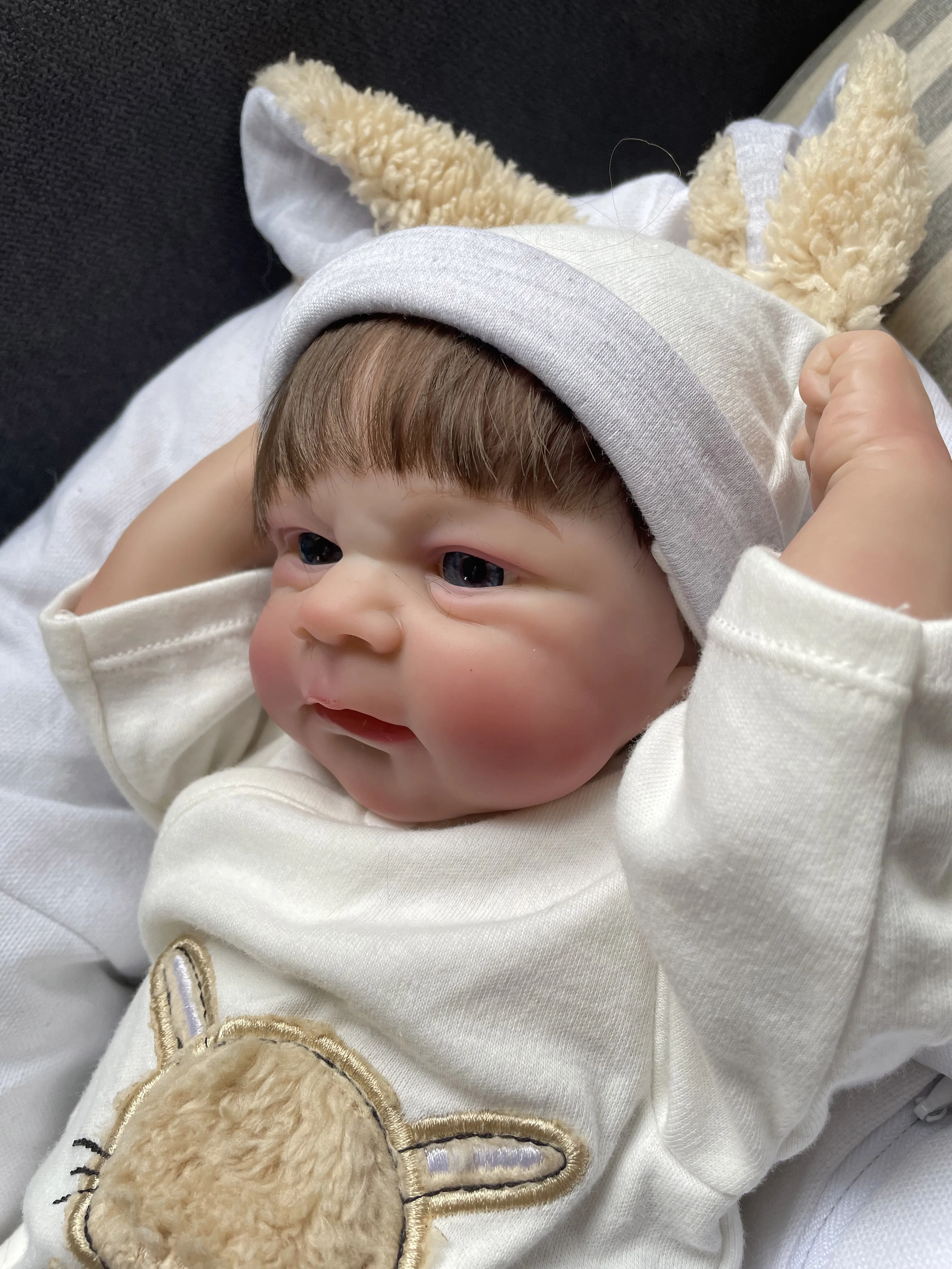 18 inch Elijah Zachte Doek Lichaam Levensechte Reborn Babypop Meerdere Lagen Schilderen 3D Huid Met Zichtbare Aderen Handgeworteld Haar