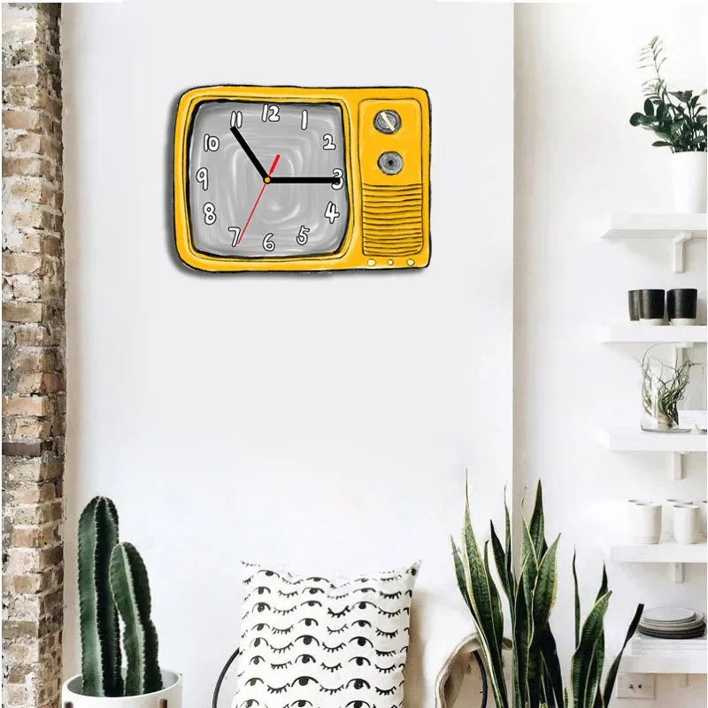 Nordic Retro Fashion Wall Clock Design Yellow Light Cute Bedroom Wall Clock Living Room Wooden Wandklok Decorations Item Home