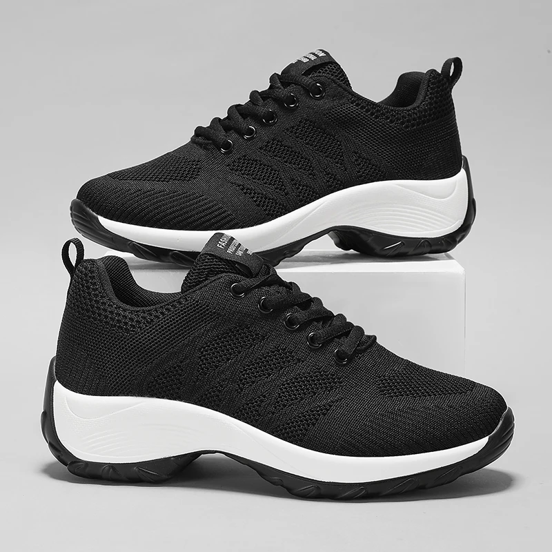 Neues Paar Outdoor Damen Wanderschuhe Höhe erhöhen tägliche Reise Freizeit Mode bequeme Sport Laufschuhe