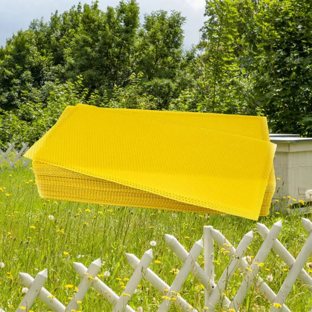 30Pcs Beeswax Sheets Beekeeping Foundation Sheets Paper Candlemaking Bee Honey Sheet Honeybee Wax Beekeeping Tool 41.5x19.5cm