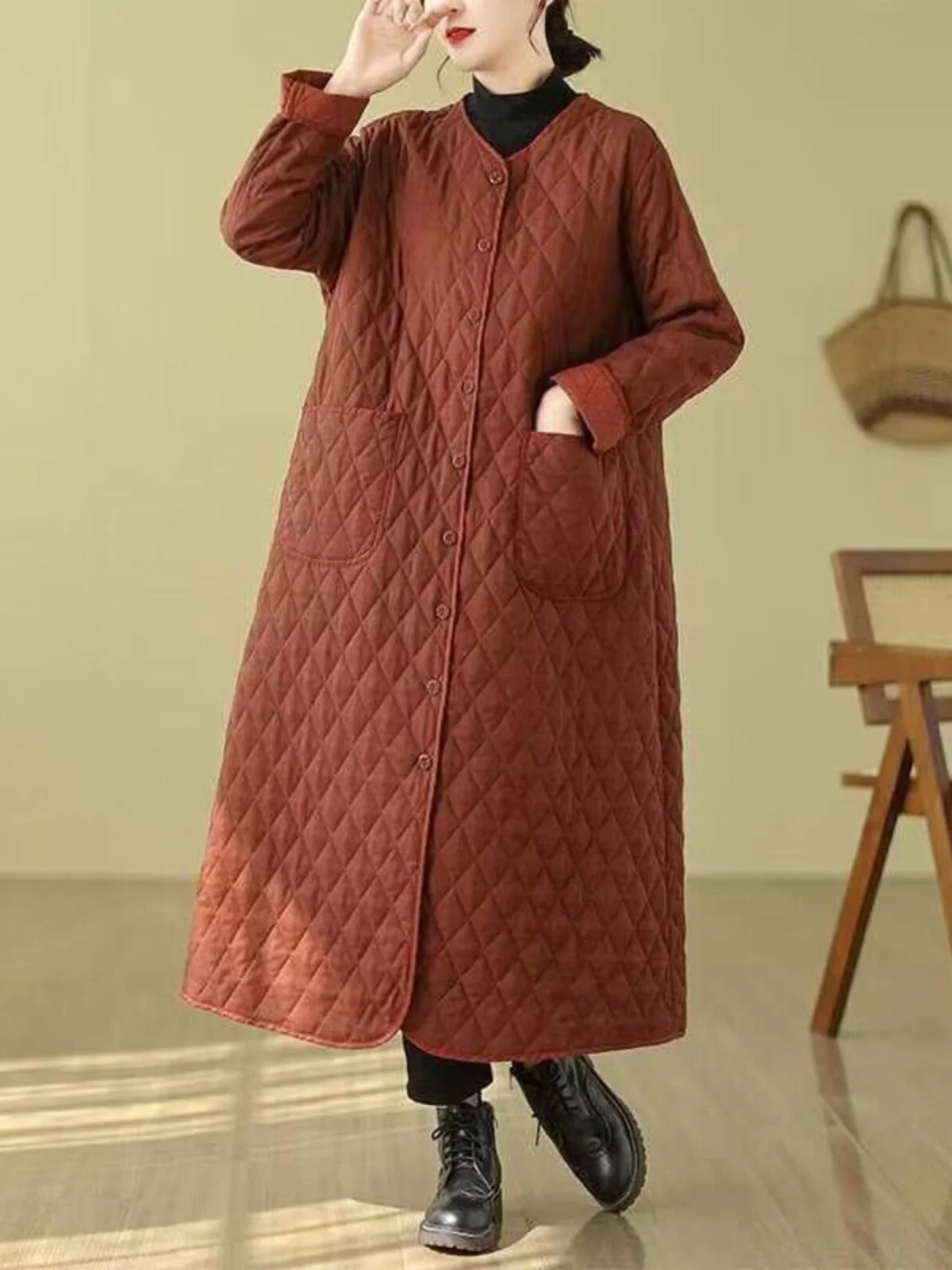 

Retro Geometric Lightweight down Cotton Coat Women's Winter High End Loose V-Ne Long Jaet Cotton Windbreaker Outerwear