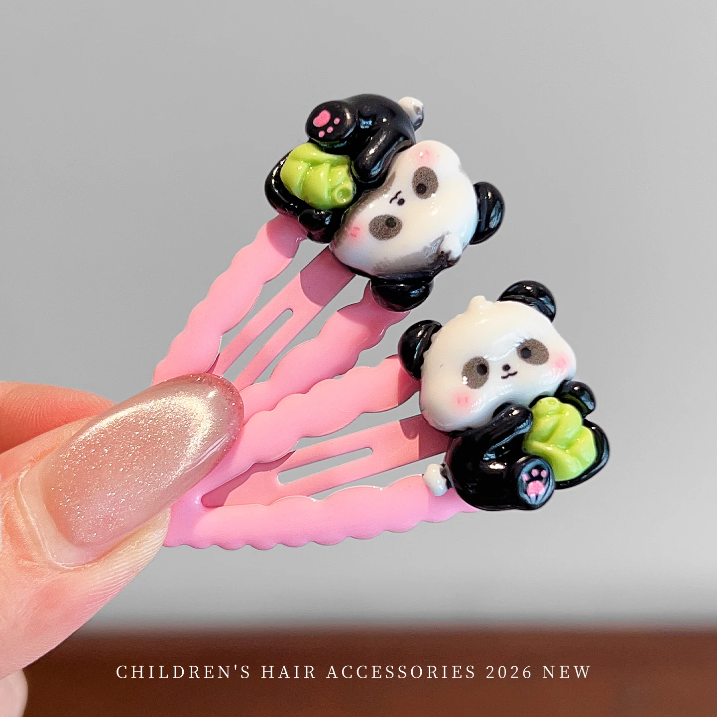 Neues Cartoon-Panda-Haarspangen-Set für Kinder, Plüschpuppe, Schleife, Blumen-Haargummis für Frauen und Mädchen, niedliche rosa Haaraccessoires für den Alltag – Detail 4