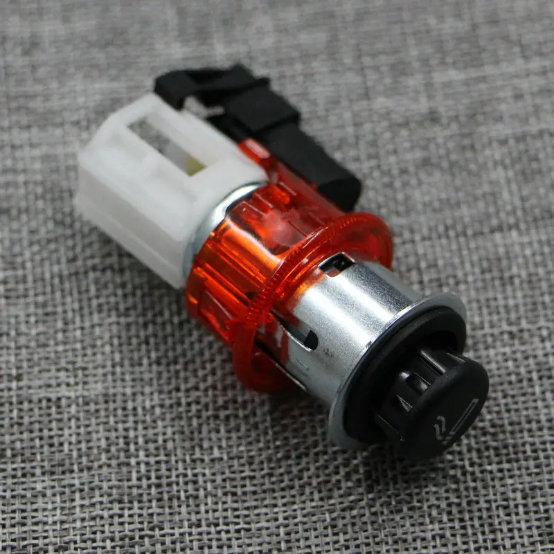 Apply to Jetta Bora Polo Golf 4 MK4 Golf 6 MK6 Passat B6 B7 Cigarette lighter Cigar lighter base