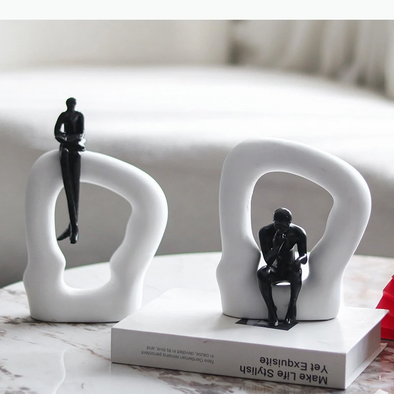 Thinker Character Sculpture in Irregular Door Framed Abstract Crafts Desk Decoration Figures Ornaments Room Aesthetic Decor
