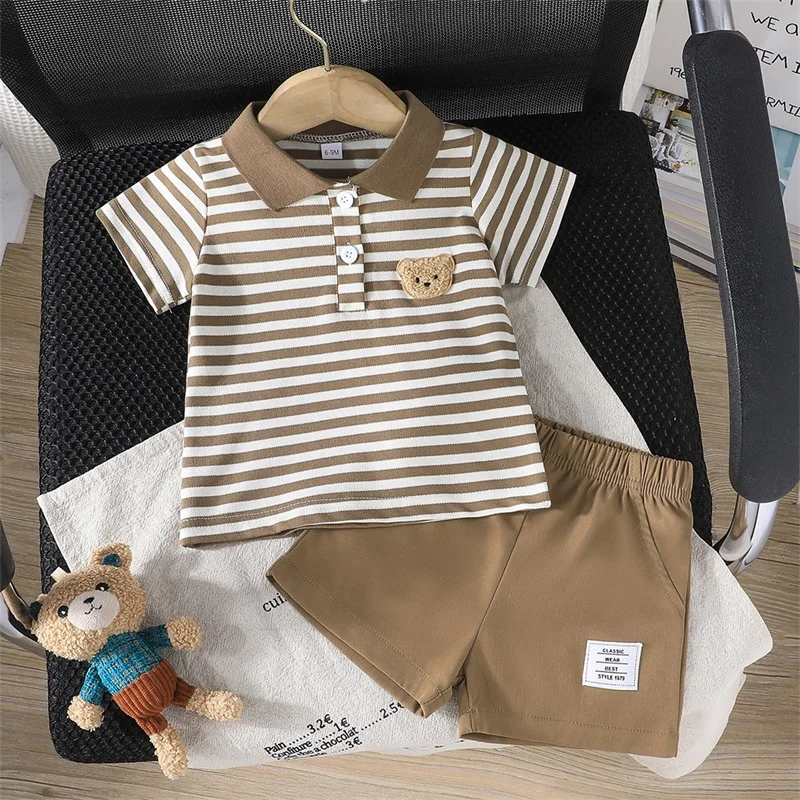 

Новинка 2023 года, летняя одежда Lioraitiin для маленьких мальчиков, футболка с короткими рукавами и лацканами в полоску, шорты с эластичной резинкой на талии, комплект из 2 предметов