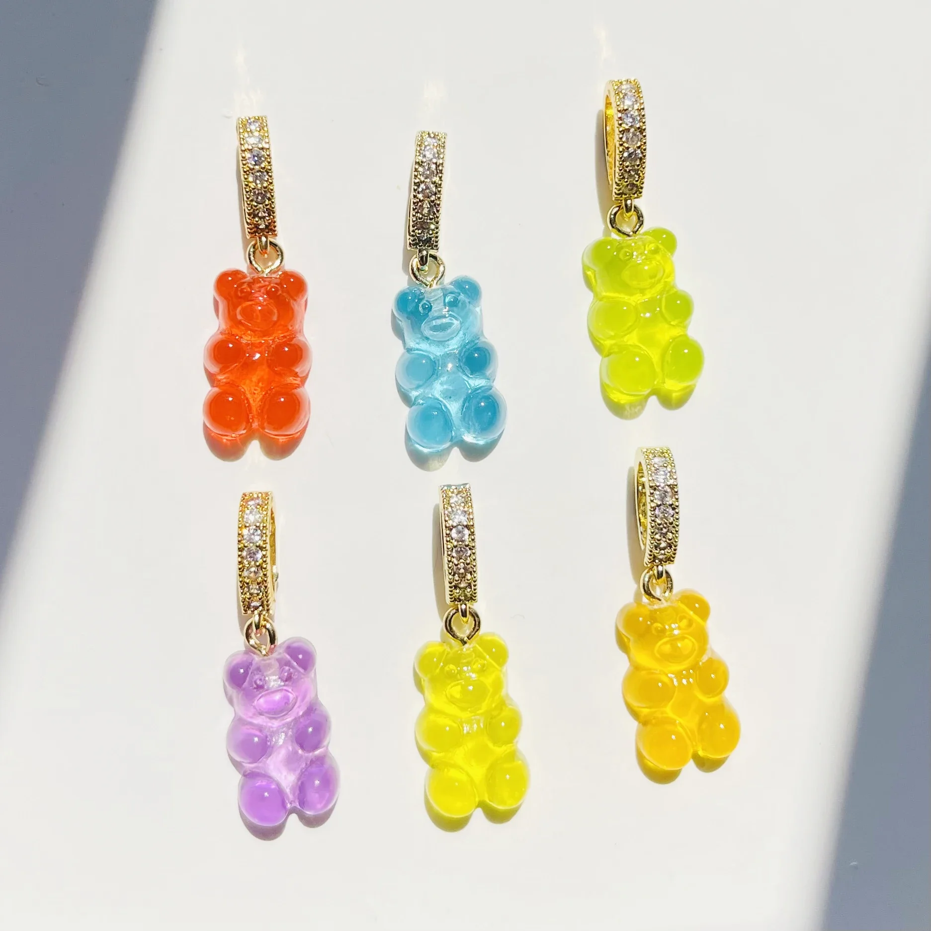 Crystal Bear Pendants for Women Necklace Gold Zircons Rainbow Color Transparent Resin Acrylic Gummy Bears Necklaces Jewelry