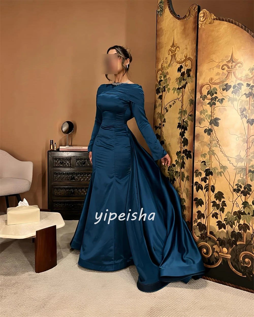 تخصيص الطراز الحديث بسيط Ruched الطية حورية البحر خارج على الكتف فساتين طويلة فساتين مناسبة مخصصة الأحجام المتاحة مثير