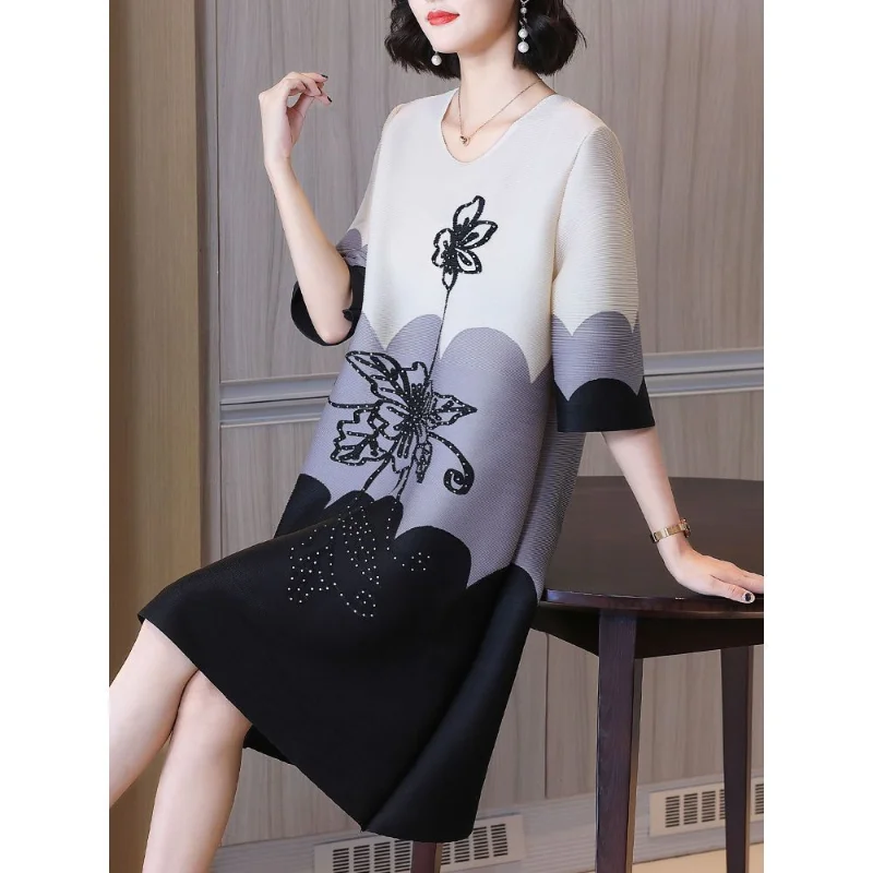 

Casual dress female 2023 new style Chinese style pleated temperament round neck half sleeve printed dress female tops clothing