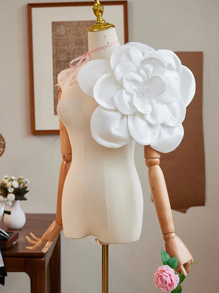Original Handmade 3D Large Flowers Beading Luxury Evening Gown Accessories Host's Banquet Photography Exaggerated Props Ornament