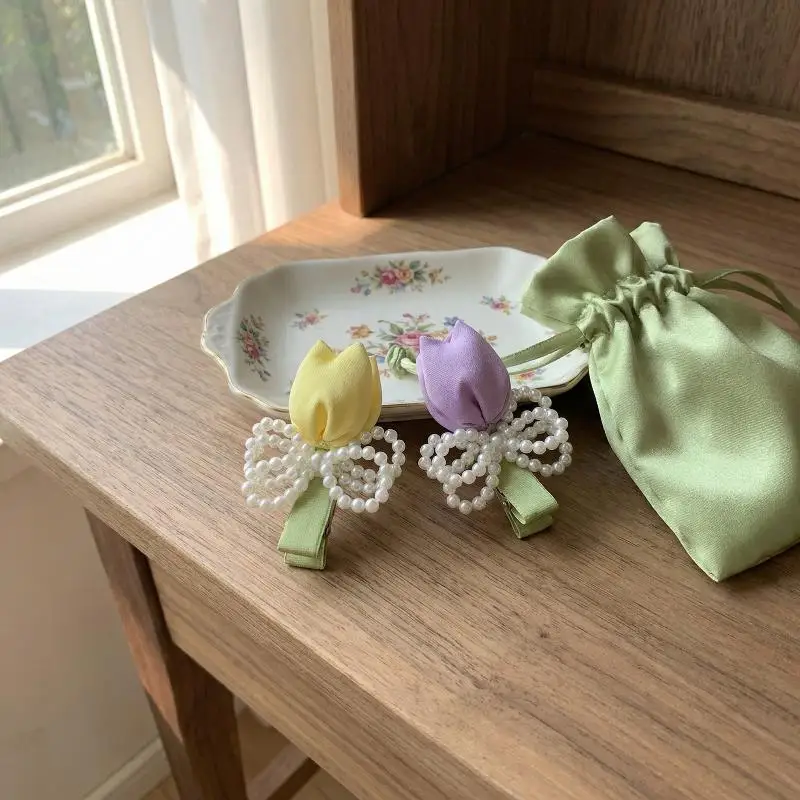 Pearl Hair Clip Tulip Design Feminine Side Bangs Holder for Girls School Parties and Occasions