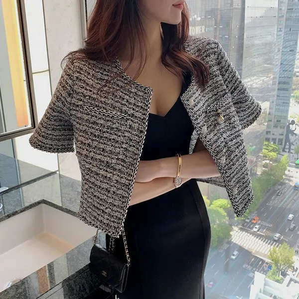 

Solowen Summer New Sle Pearl Button Slim Fit ort Jaet Ele Ladylike Perfume Wind Coat for Women Faionable Outerwear