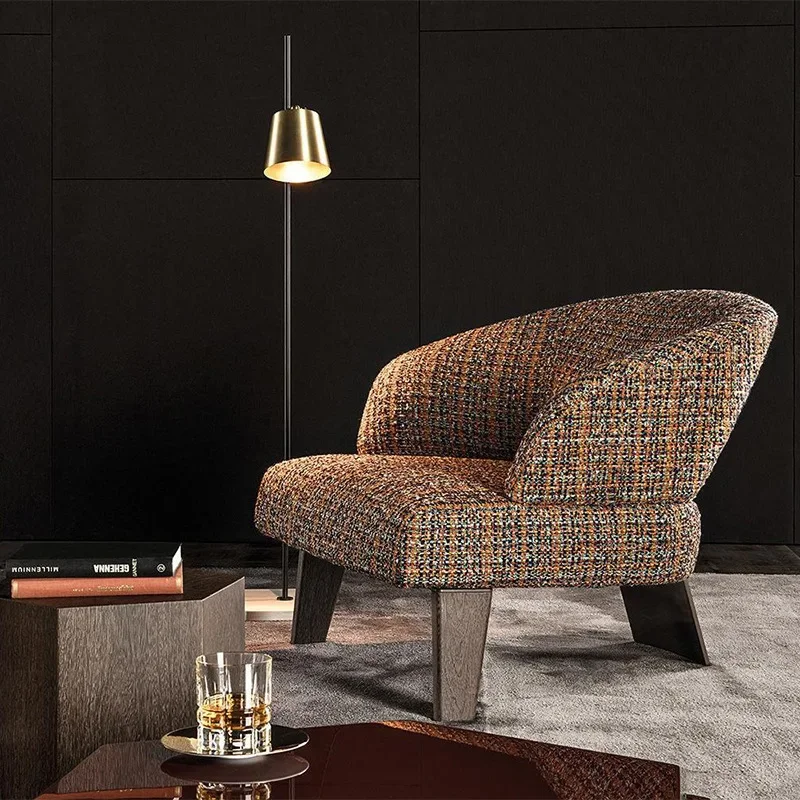 Italian-style negotiation solid wood sofa chair, simple and modern sales department  single sofa chair
