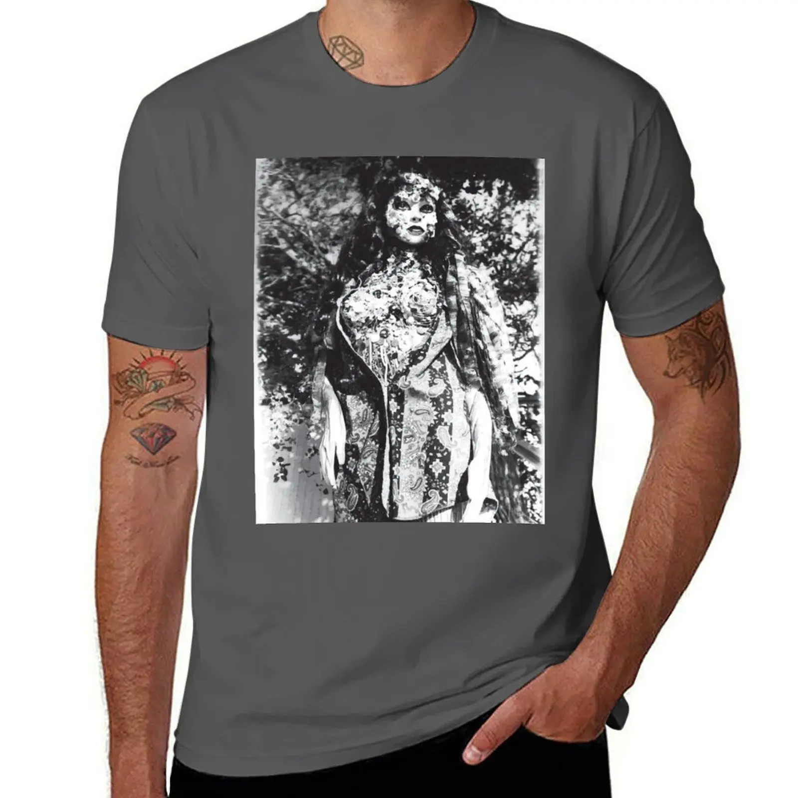 

Button Bitter T-Shirt Fashion Graphic Tee for Men