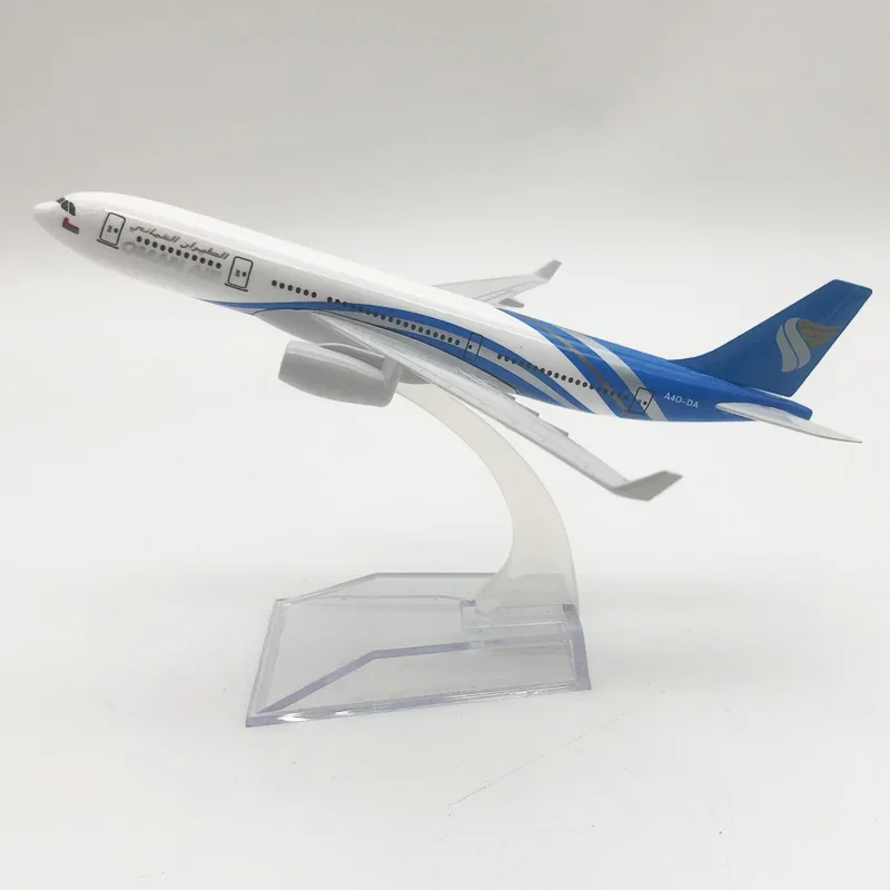 16cm Alloy Metal Air OMAN Airbus 330 A330 Airlines Airplane Model Diecast Plane Model 1/400 Scale Aircraft Aeroplane