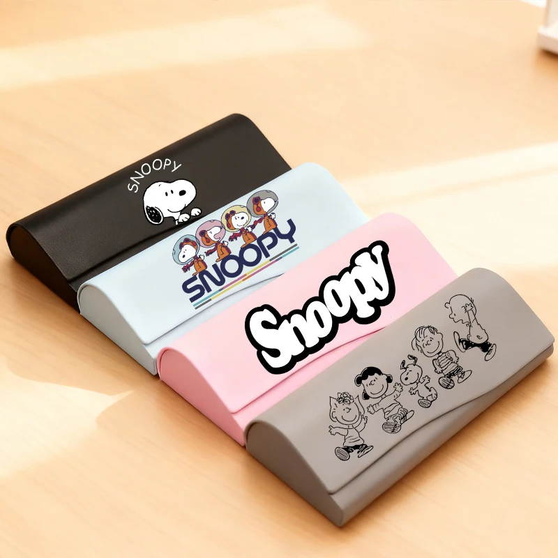 Etui na okulary Snoopys Fashion dla kobiet i mężczyzn, ochronne pudełko na okulary przeciwsłoneczne, unisex, akcesoria, wodoodporne etui na okulary korekcyjne i do czytania.