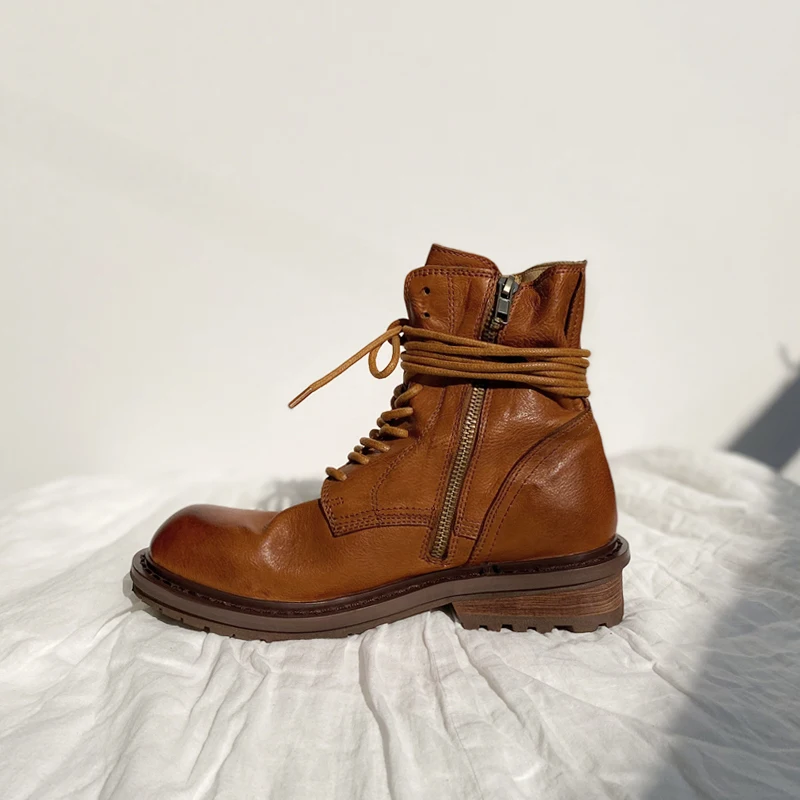 Vintage British-Style Women Motorcycle Boots Genuine Leather Lace-Up Fashion Street Outdoor Work Boots Trendy Footwear Ladies