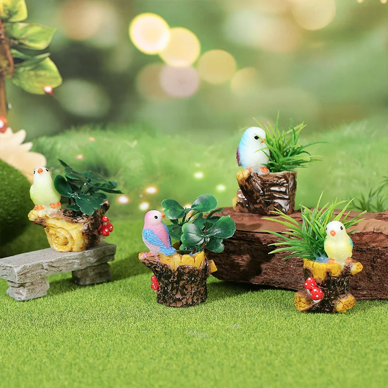4PCS Resin Bird Stump Figurines Cute Miniature Bird on Tree Stump Ornaments for Micro Landscape Garden DIY Decor Desktop Set