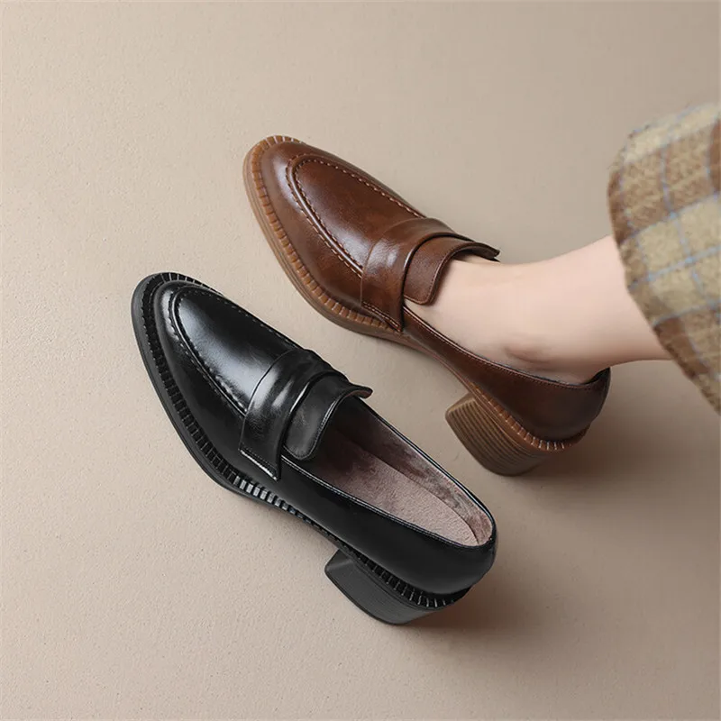 New Autumn Winter Short Plush Split Leather Loafers Pointed Toe Chunky Heel Women Pumps Shoes for Women Concise Ladies Shoes