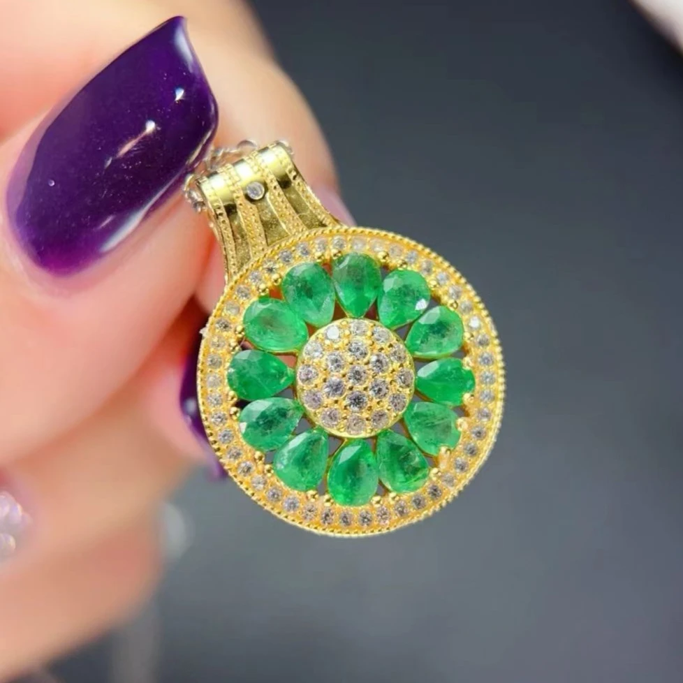 

100% Natural Emerald Pendant with Certificate 4mm*3mm 1.2ct Colombian Emerald Necklace Pendant with 925 Silver Necklace