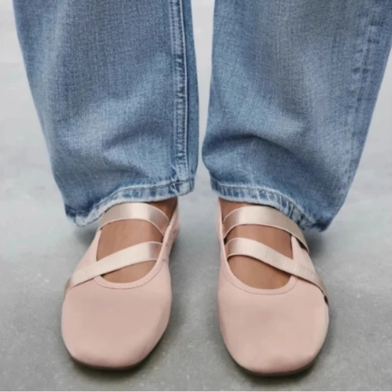 Mode Marke Ballerinas Frauen Rosa Seide Runde Kappe Flach Weiche Sohle Casual Schuhe Elegante Designer Mary Jane Schuhe Damen