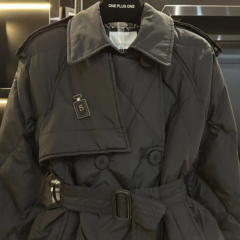 Abrigo de algodón de plumón negro de gran tamaño para mujer, chaqueta acolchada cálida, ropa de algodón de rejilla en forma de diamante larga para
