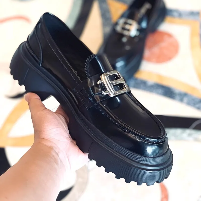 Flat men's shoes autumn new metal silver buckle lightweight thick-sole heightening loafers banquet large-size pullover men shoes