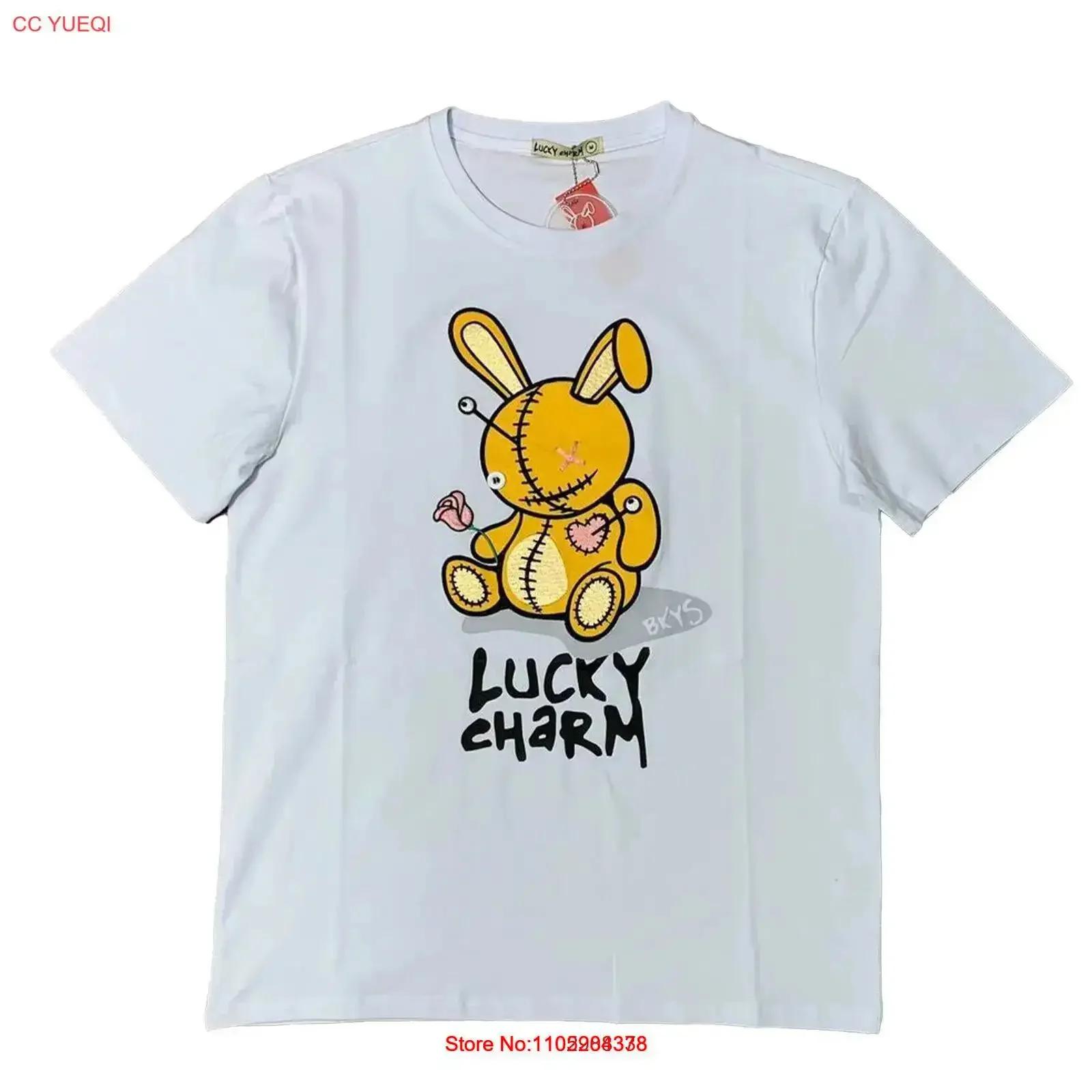 Black Keys Men Lucky Charm Original T Shirt White Gold vintage Washed Casual streetwear graphic Stretched Top For Everyday Wear