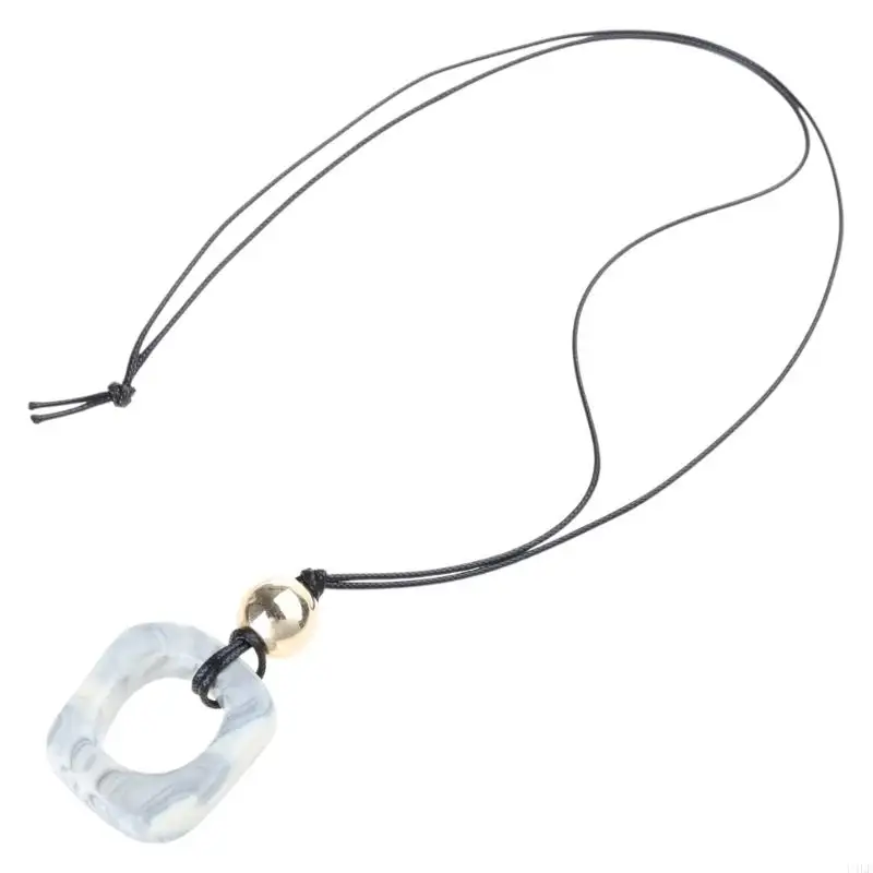 

U4LF Elegant Hollow Pendant Jewelry Sweater Chain Perfect for Nature Lovers Present