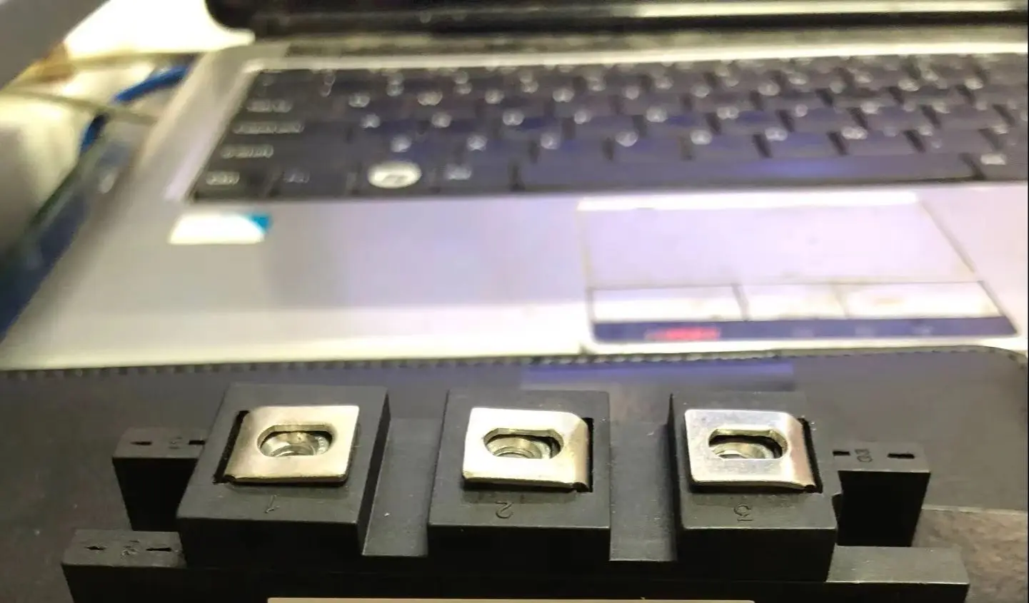 

FRD100BA60 FRD100CA120 FDS100BA60 FDS100CA120 Диодный модуль Новый Оригинальный запас