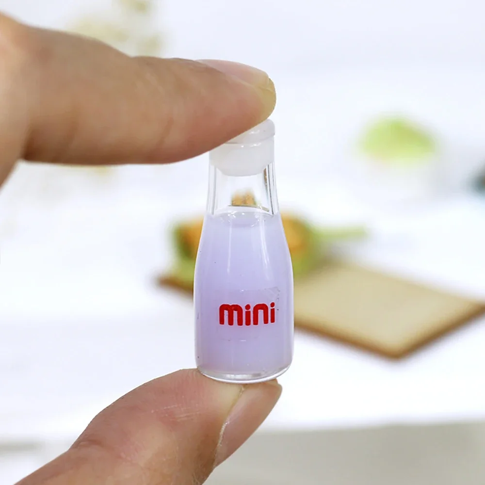 1Pcs 1/12 Dollhouse Accessories Mini Glass Milk Bottle Model Miniature Juice Drinks for Doll House Home Decoration ob11 bjd