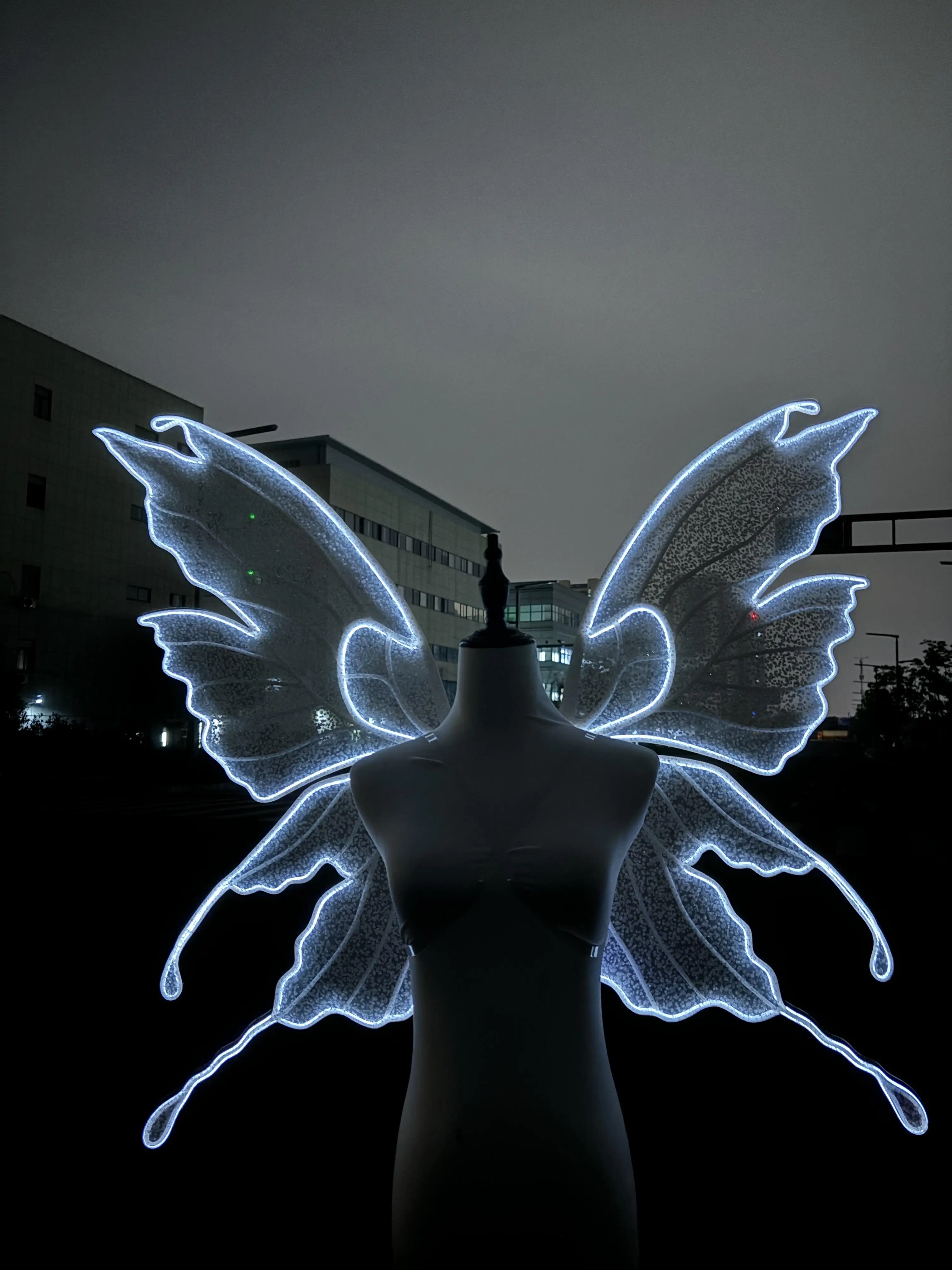 

Scenic area dress up electric luminous elf butterfly wings adult bar nightclub photography photo prop back decoration