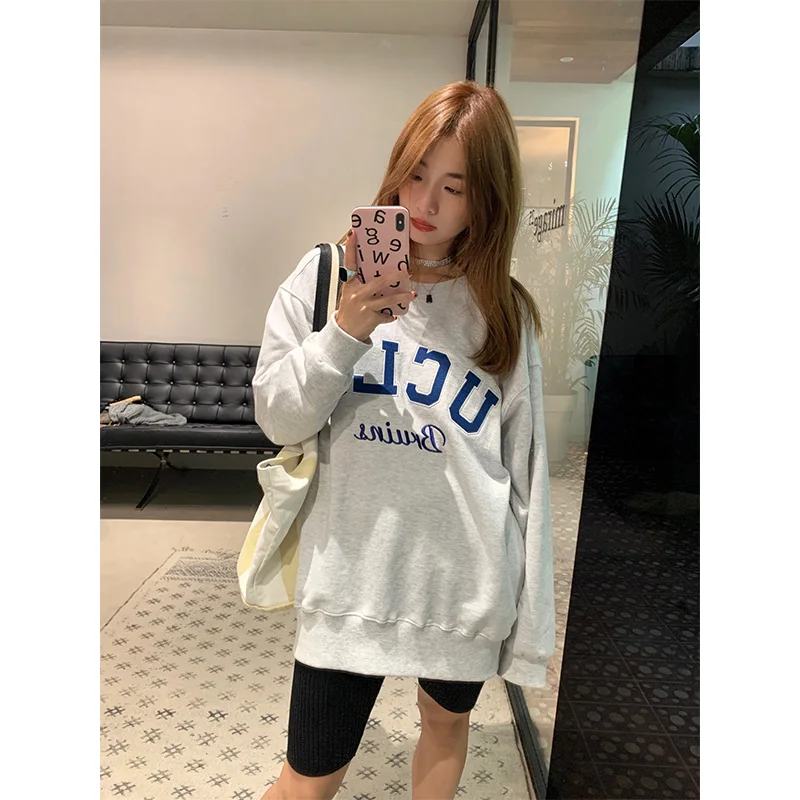 New 2025 Women's Grey round Neck Hoodless Jacket Embroidered Sweatshirt Korean Style Loose Fit Long Sleeve Autumn Wear