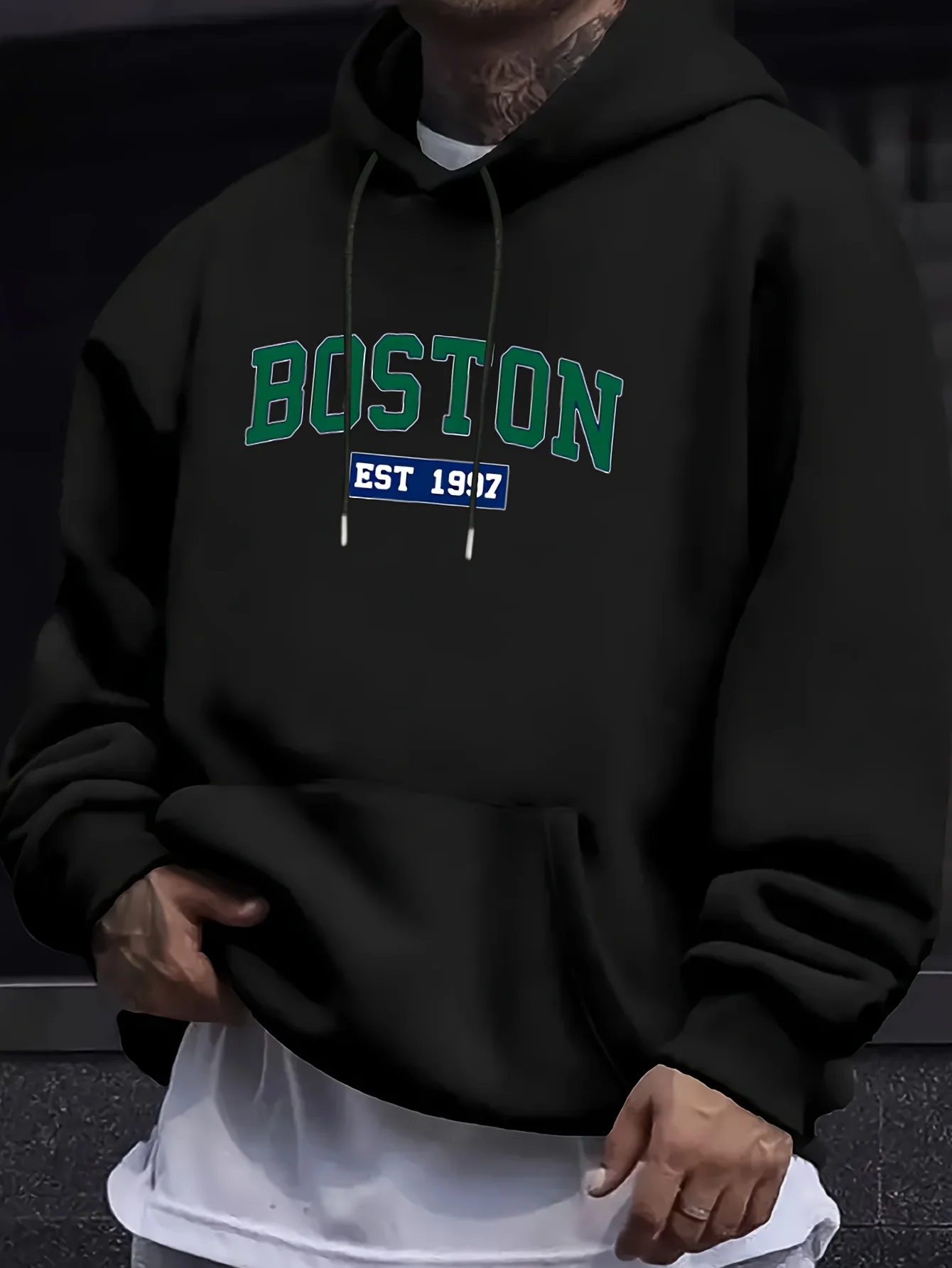 Herren-Hoodie mit Boston EST 1997 Schriftzug, Vintage College-Stil, locker geschnittener, übergroßer, lässiger Streetwear-Pullover – Detail 2