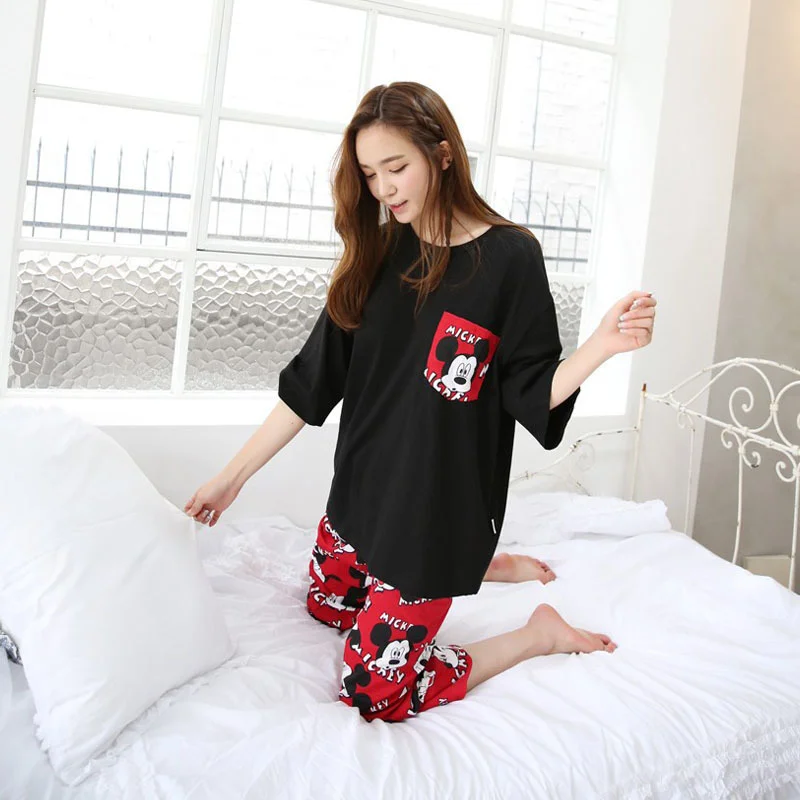 Disney Mickey summer new short-sleeved cute cartoon pajamas women\'s summer loose cropped pants loungewear